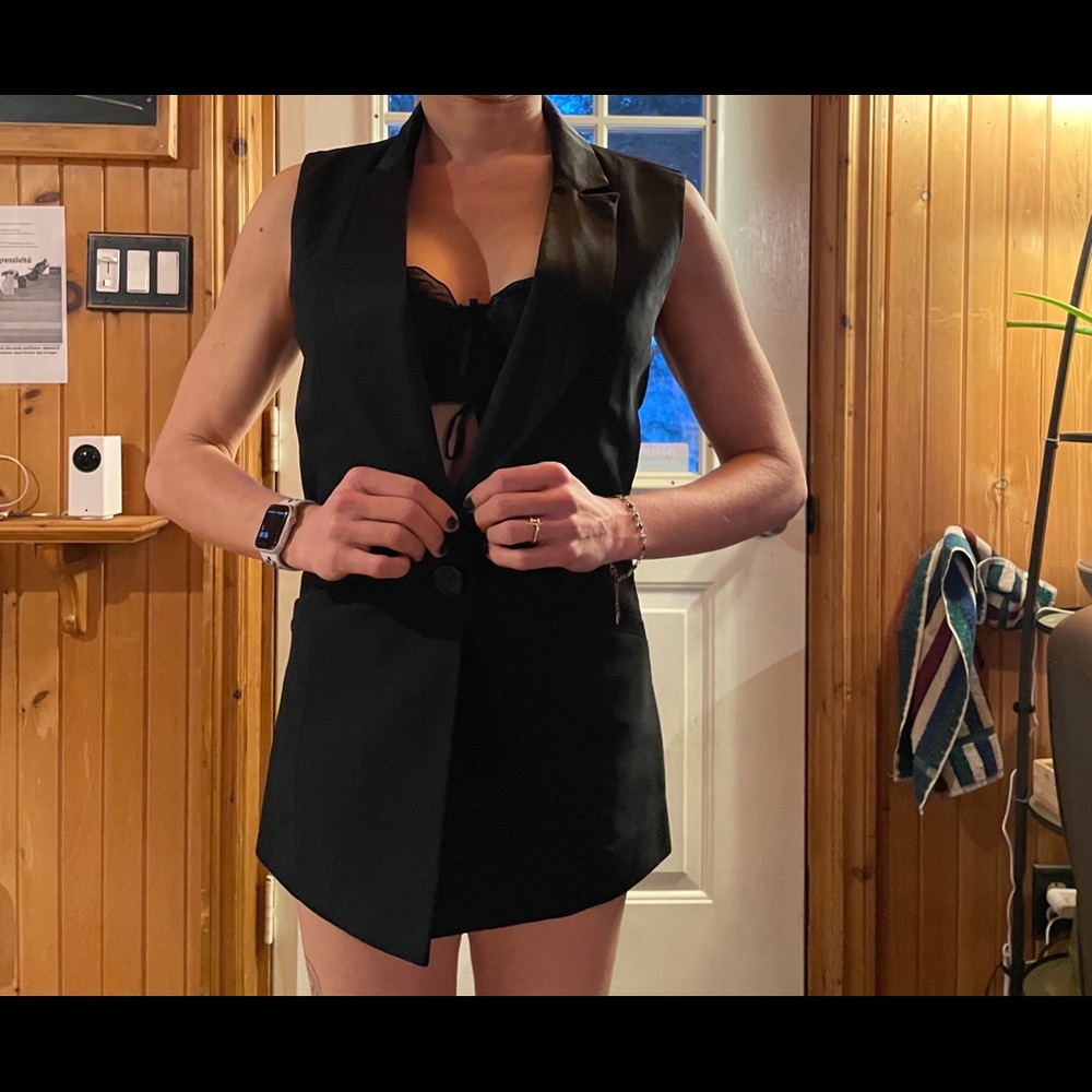 Black suit vest